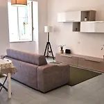 A Casa Di Tilla نابولي