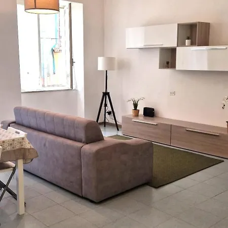 A Casa Di Tilla Neapel